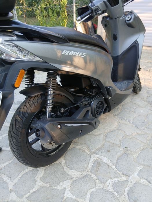 De vânzare scuter KYMCO 125 – Stare impecabilă