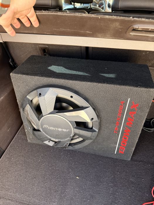Subwoofer Pioner activ 1300w