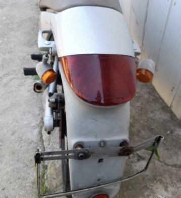 Aprilia moto 6.5 само на части априлия