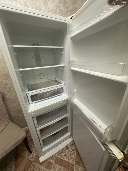 Продается холодильник!