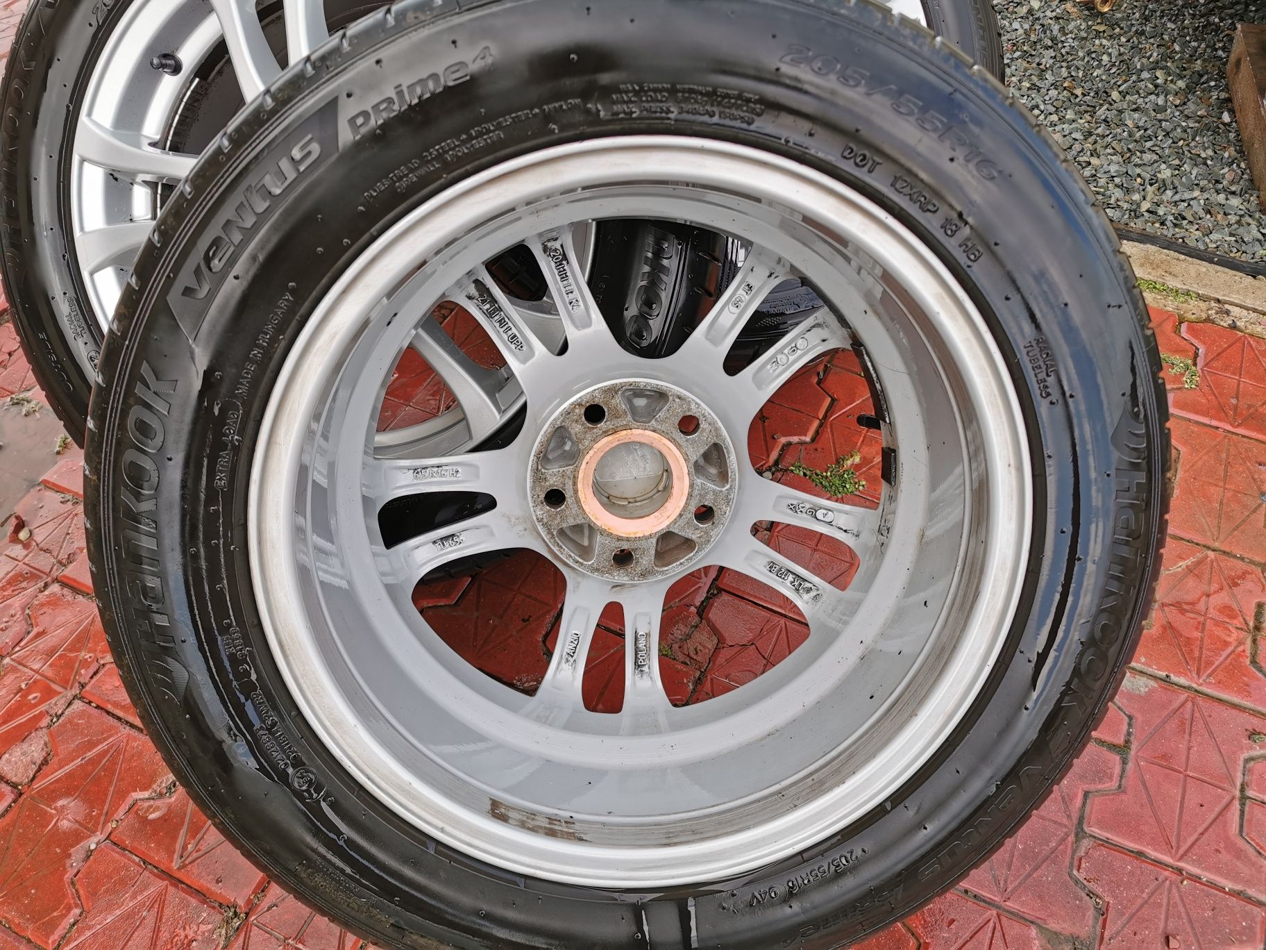 Vând Jante 5x112 cu  Anvelope vara 205 55 R16