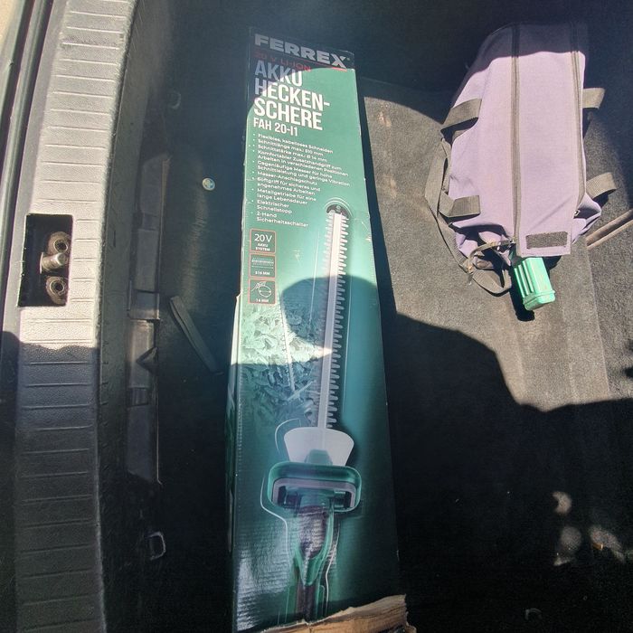 Trimmer gard viu ,cositoare gazon Ferrex