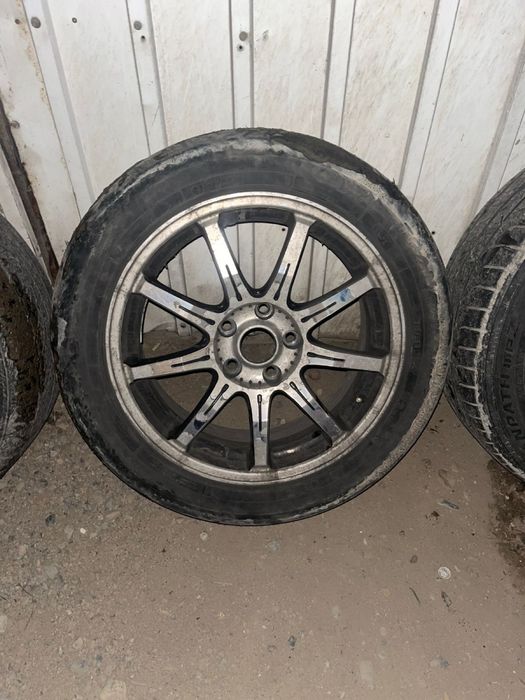 Сатылады !!! Продаётся диски 5х114.3 в подарок летные шины !!! срочно.