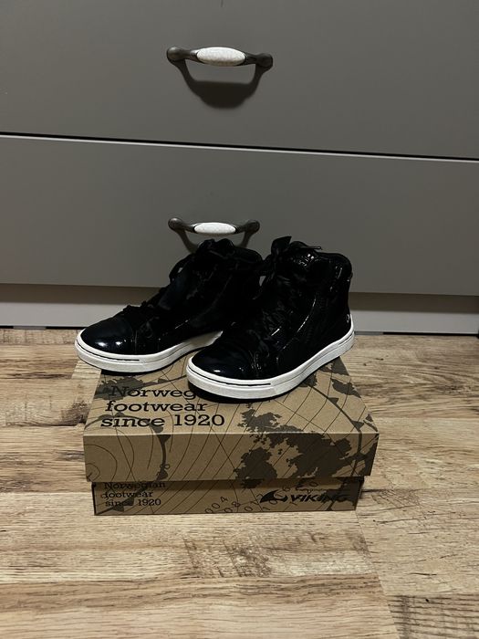 Боти и ботушки Viking с мембрана Gore-tex за момиче 31 номер