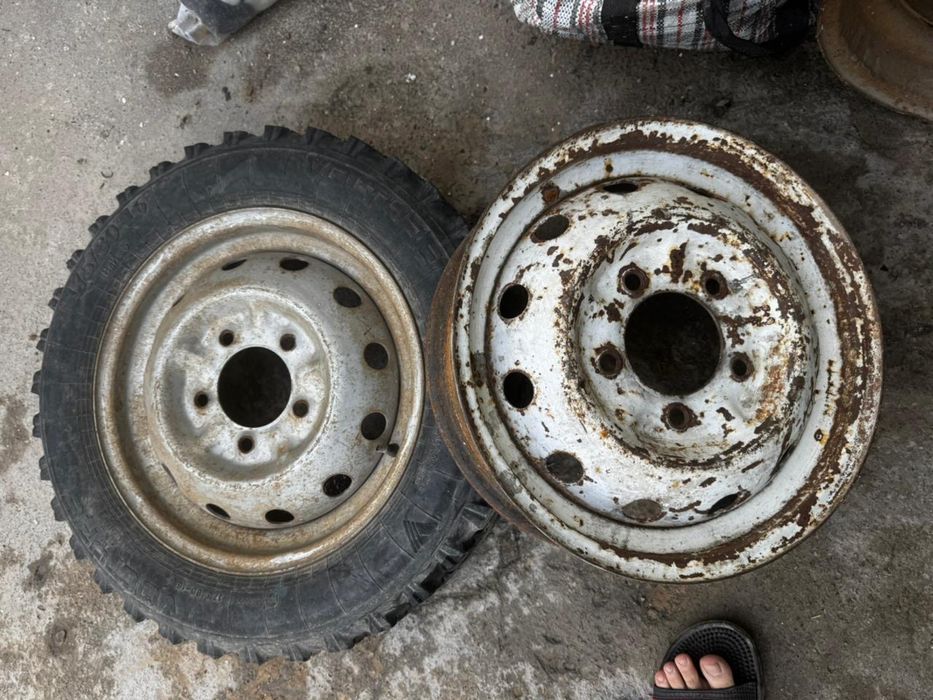 Продам диски от нивы