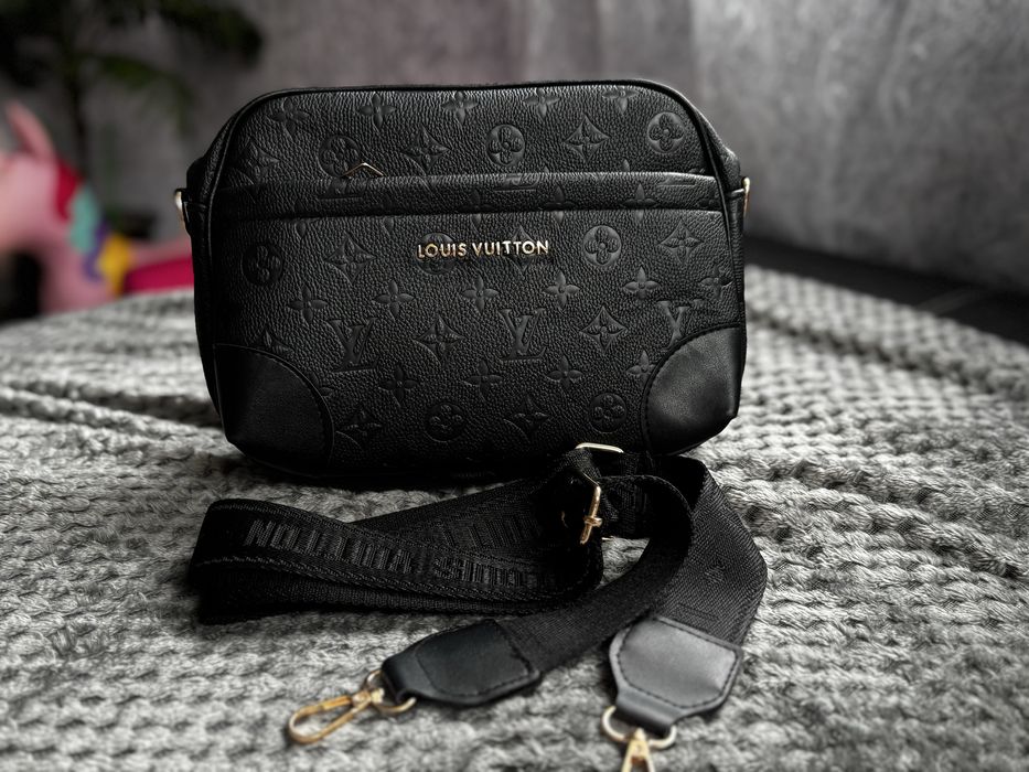 Чисто нови дамски чанти