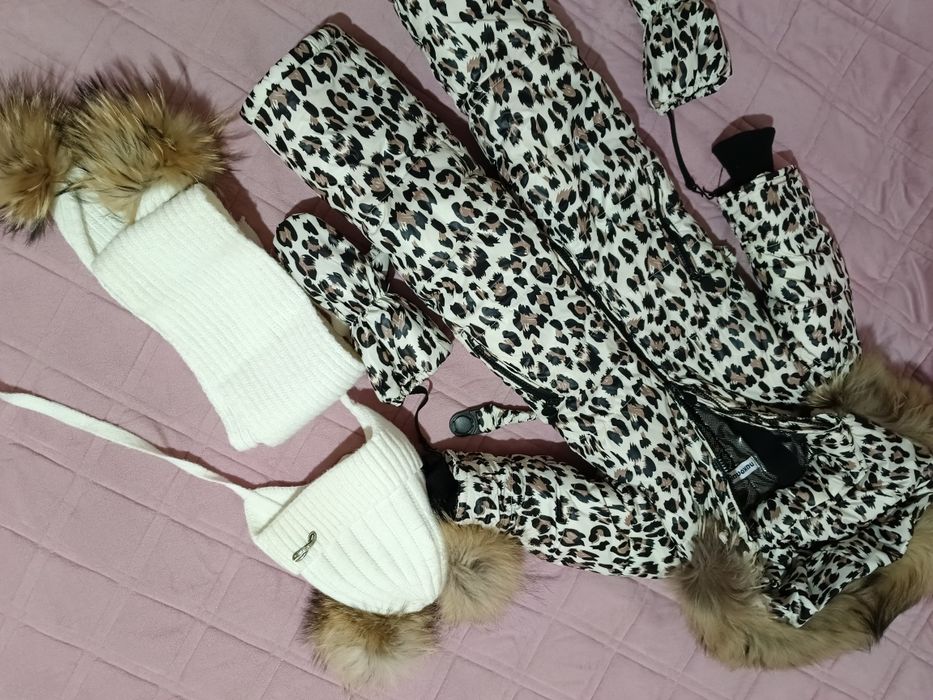 Комбинезон зимний  для девочки