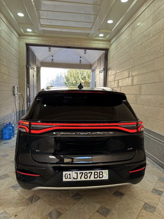 Byg Tang 4.4 секунд  4x4 awd. 32000$