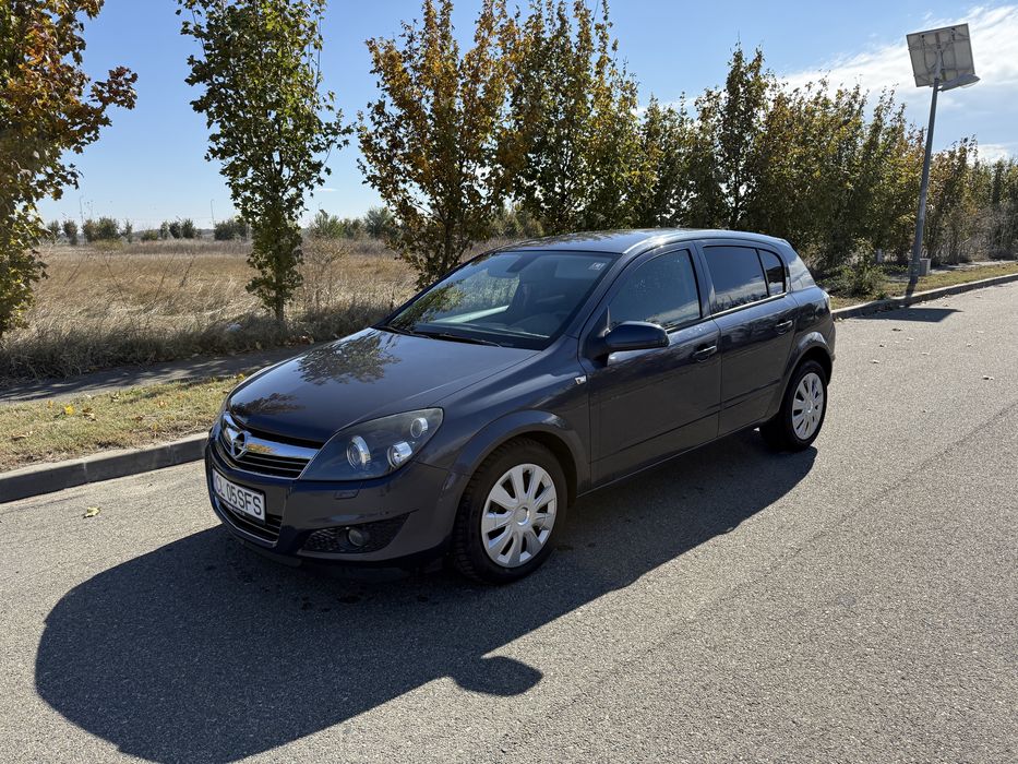 Opel Astra H 2008
