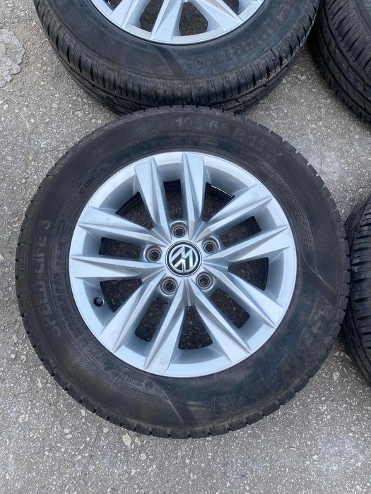 VW джанти 15 с чисто нови гуми