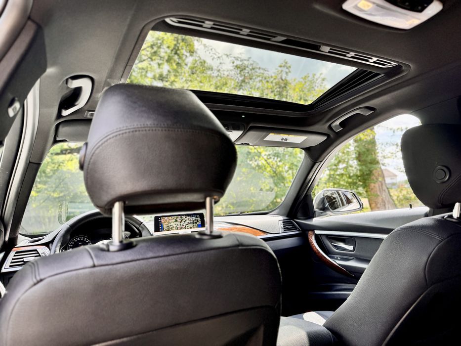 Bmw 330i / 2018 / 252 cai / automat