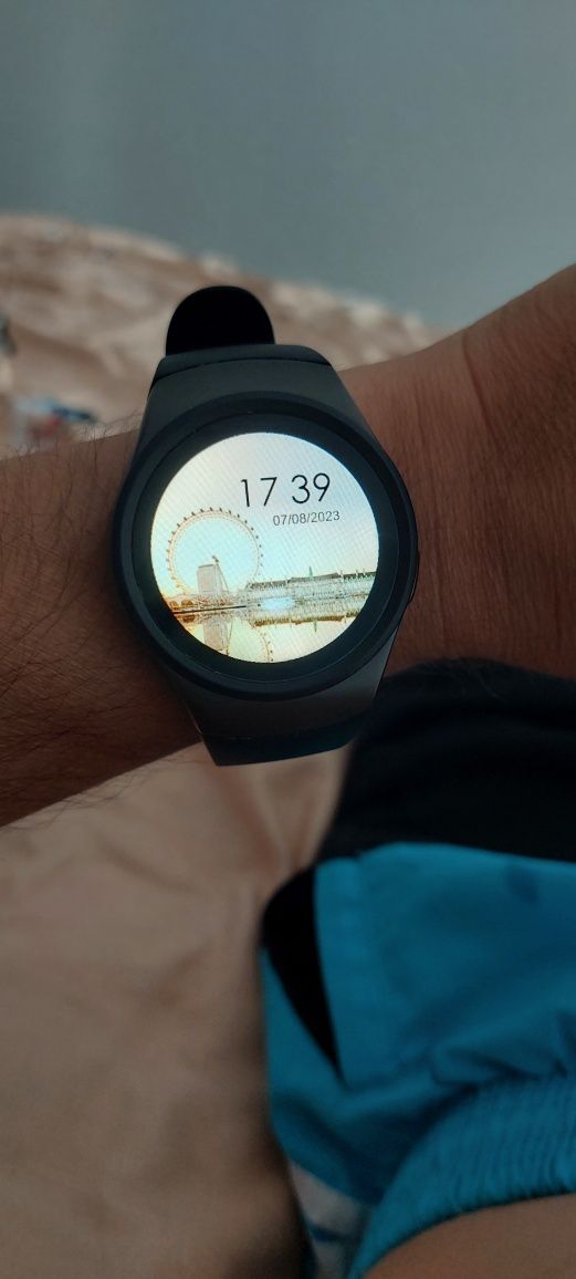 Ceas Smartwatch ca nou