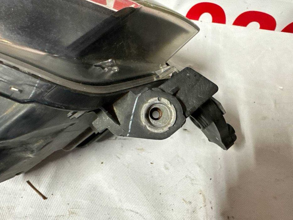 Far stanga VW Golf VI 5K1941005K