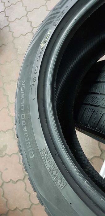 anvelope Vredestein all season 235/45/20 m&s iarna