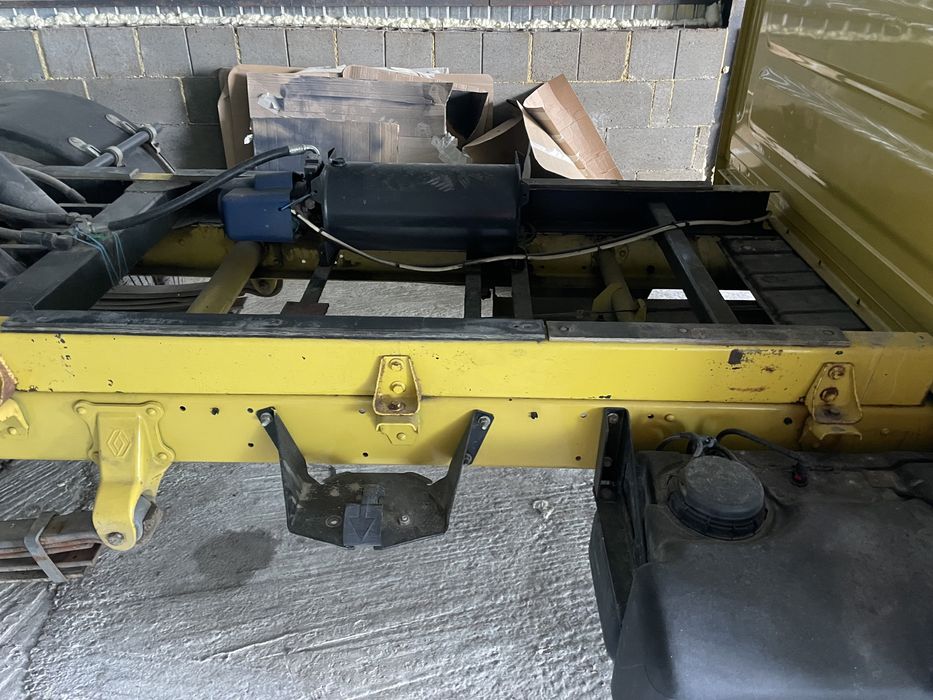Renault Mascott basculabil 3.5 tone motor 3.0 d 160 cp