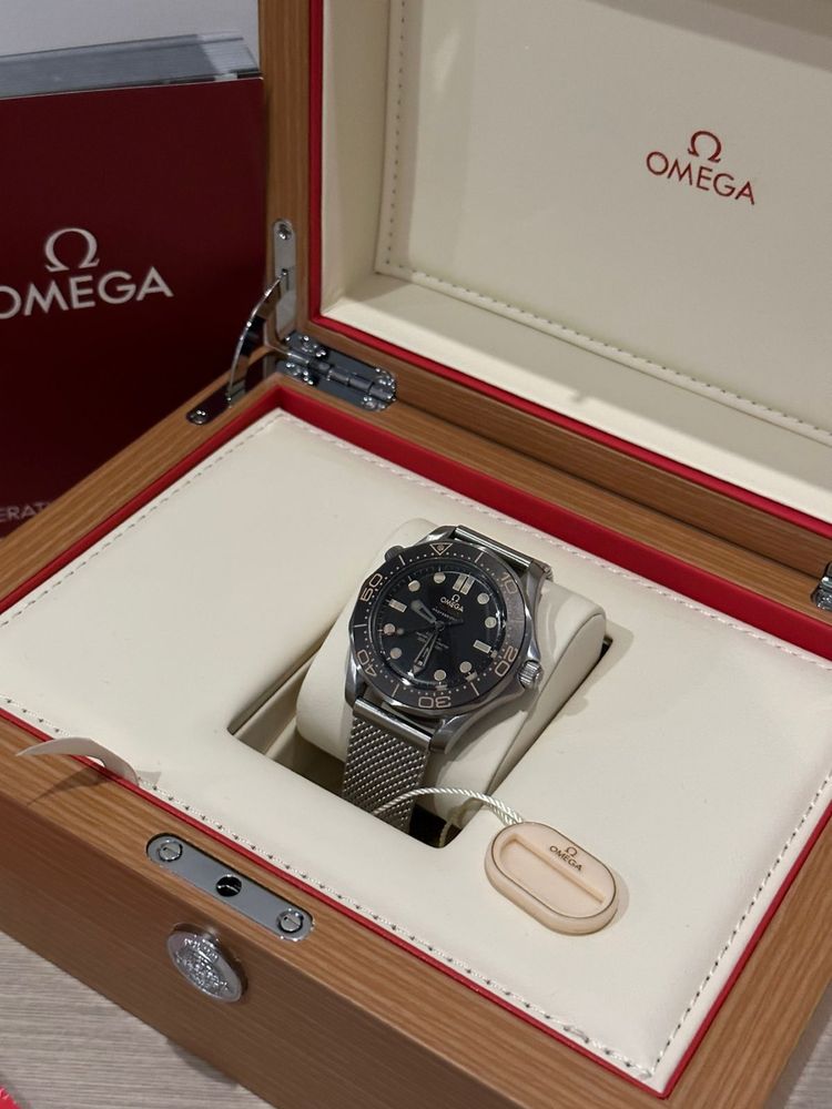 Omega бренд сағаты 300.000