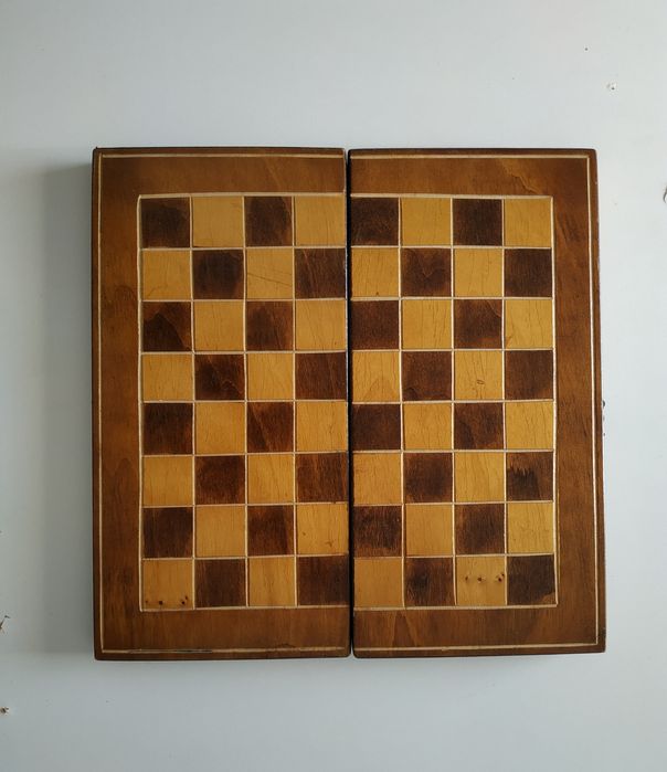 Joc Șah - 26,5 x 26.5 cm, șah din lemn masiv, maro-bej