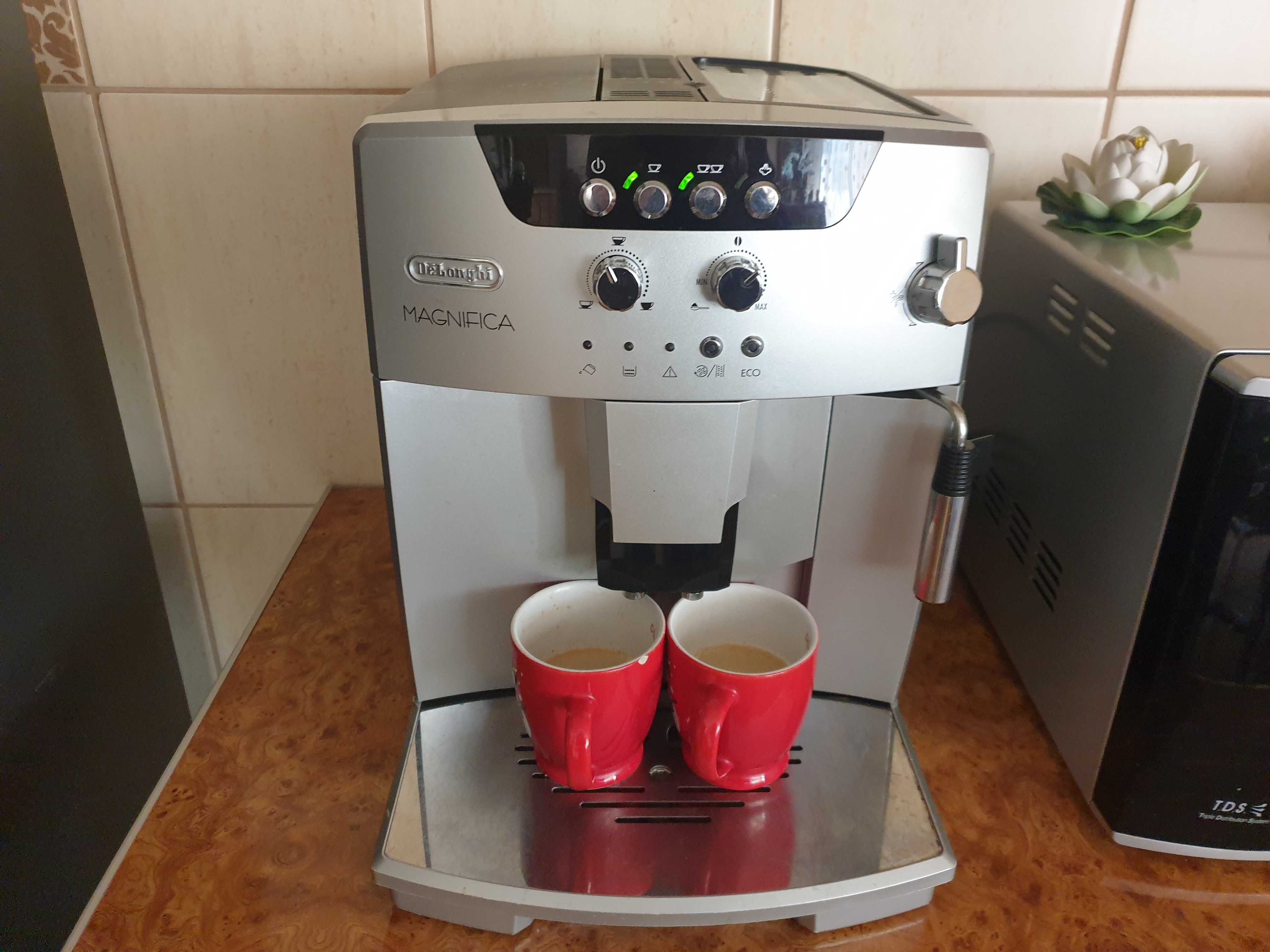 Espressor cafea automat Delonghi Magnifica-import