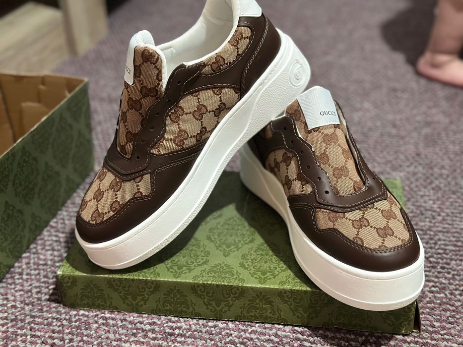 Sneakersi bărbați