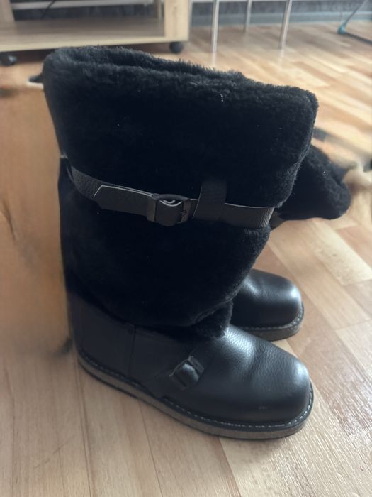 Продам унты мужские
