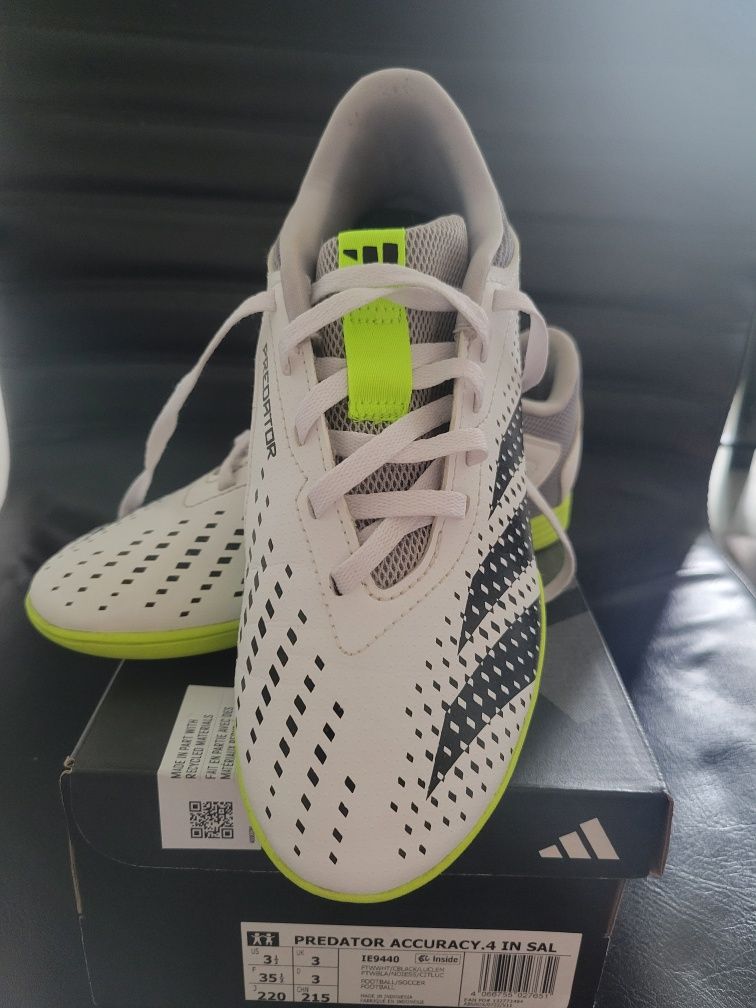 Pantofi de piele, pentru fotbal Predator Accuracy, mărimea 35,5