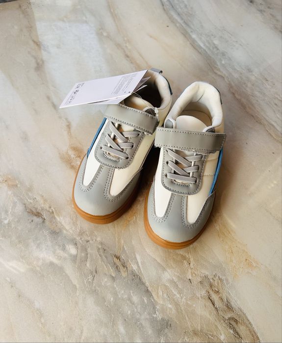 Adidasi NOI pentru baieti