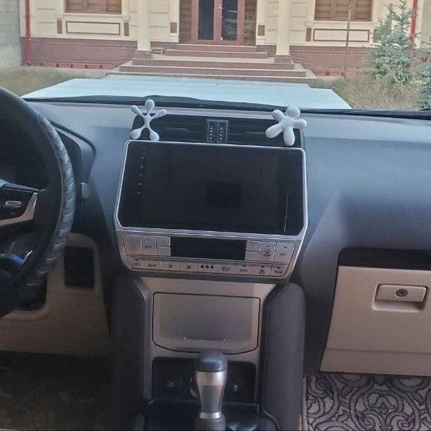 Toyota Land Cruiser 150