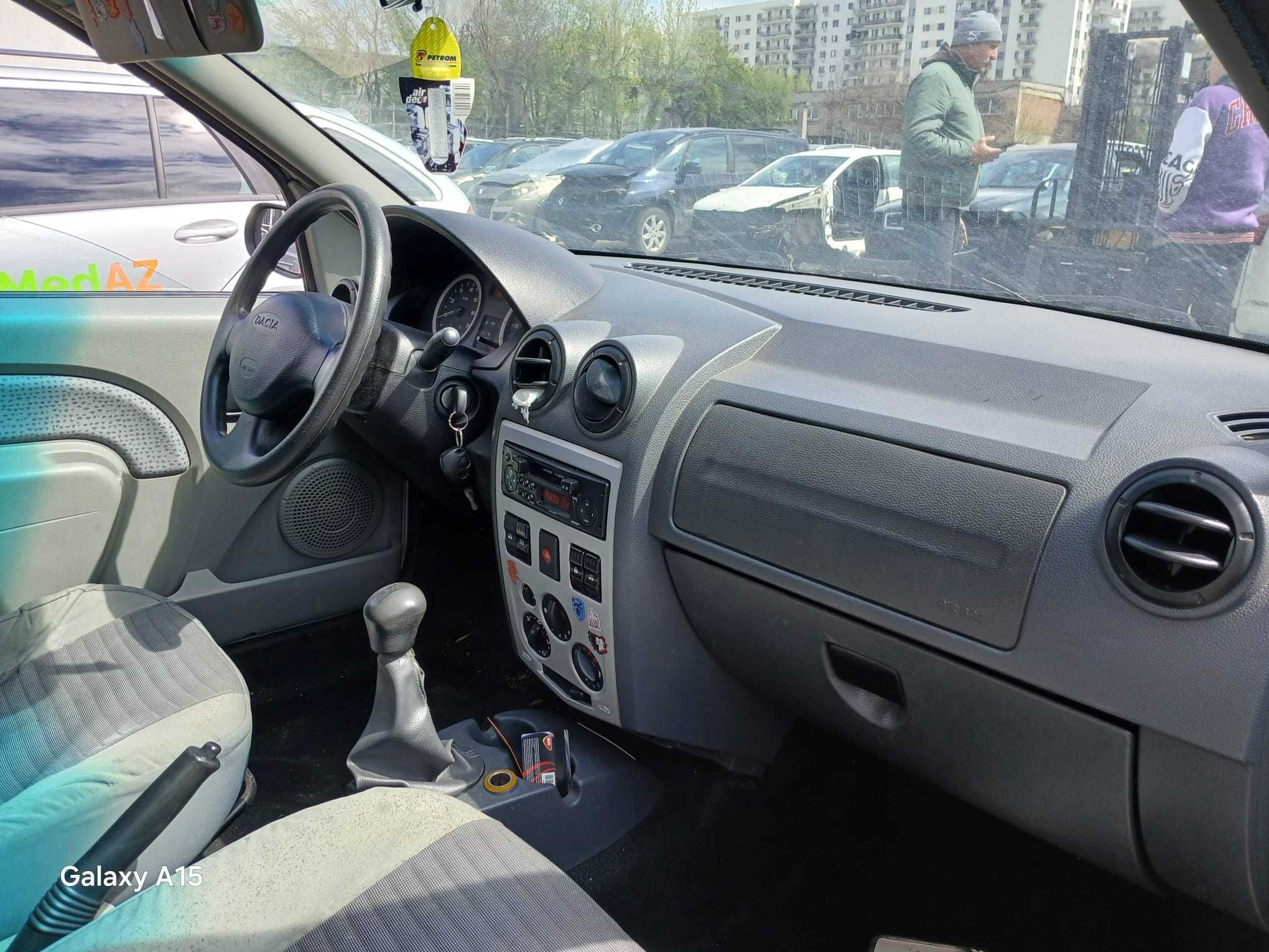Dezmembrez Dacia Logan 1.5 Diesel Euro 3 Din 2005
