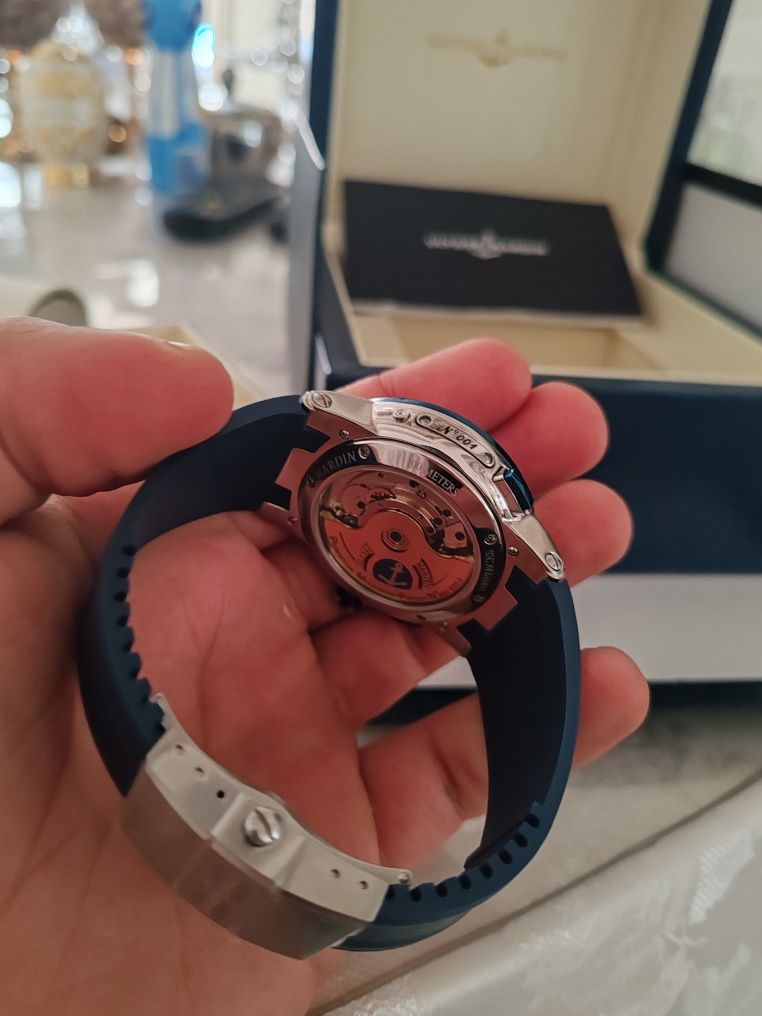 ULYSSE NARDIN mexanika soat