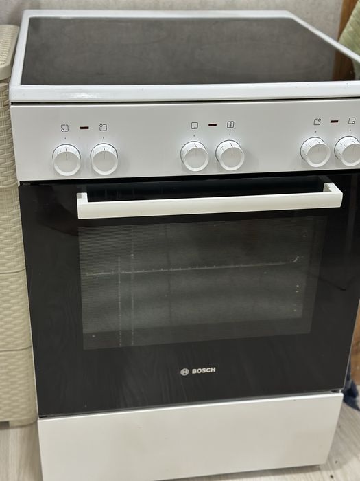 Кухонная плита Bosch белый