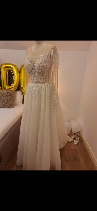 Rochie mireasa A-line