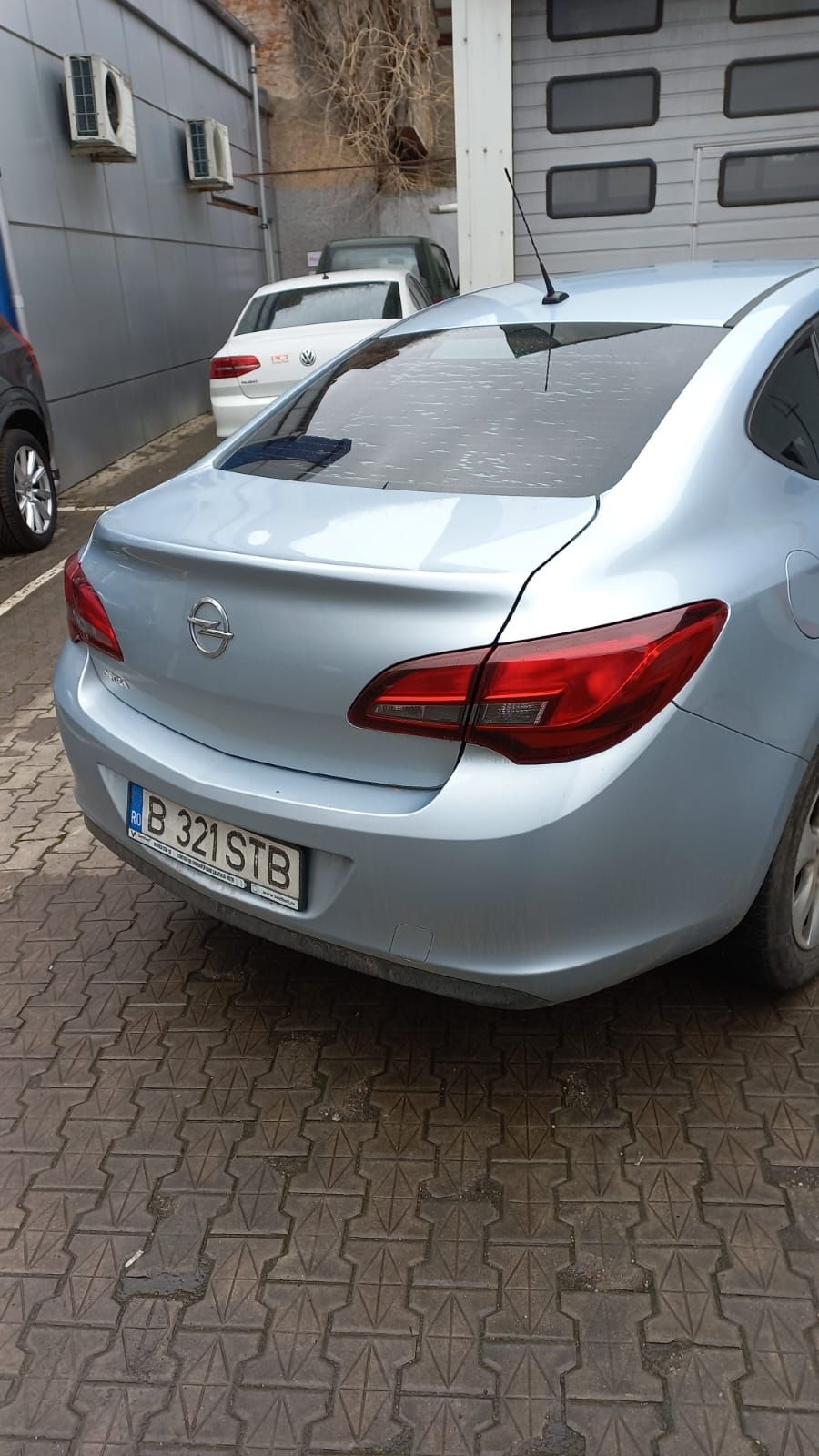 Vând Opel Astra J 2017