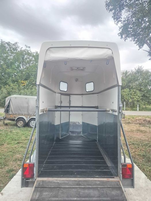 Remorca de cai de vanzare