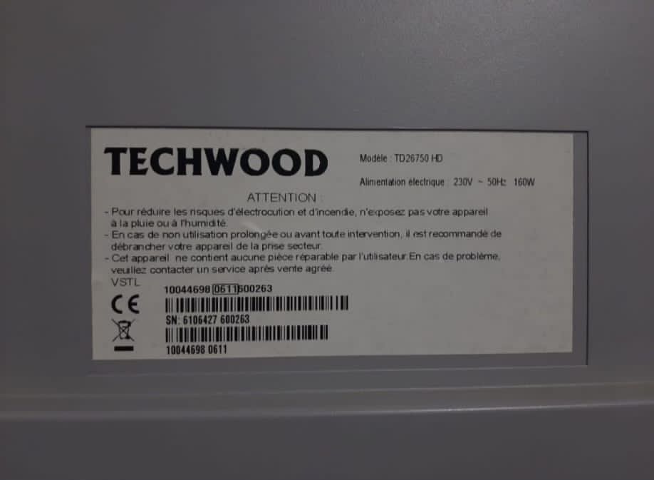 Vand TV techwood second hand