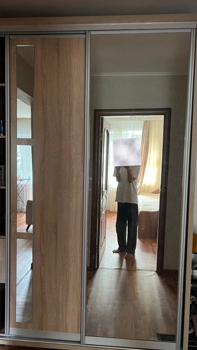 Срочно продам шкаф