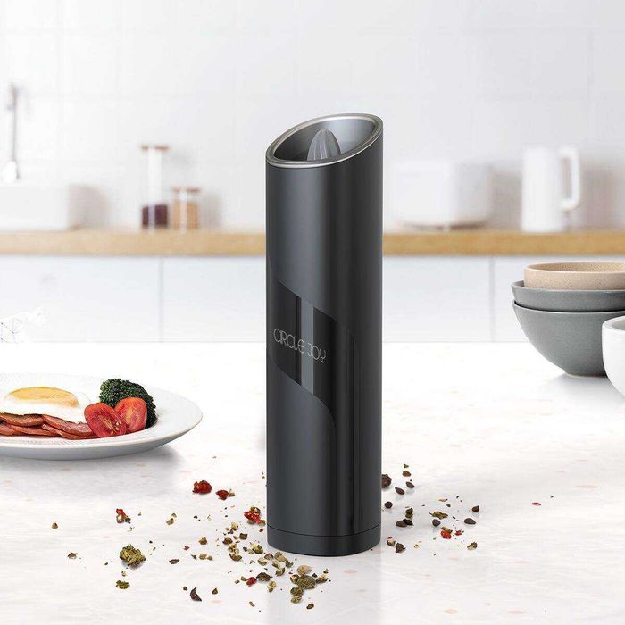 Мельница перца и соли Circle Joy Darth Vader Gravity CJ-EG04 — чёрная