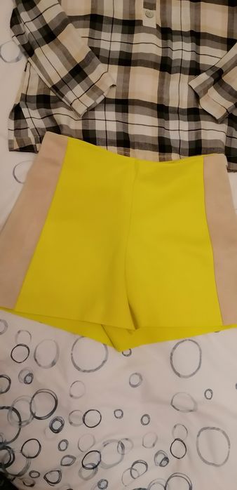 Cămașă și pantaloni scurți