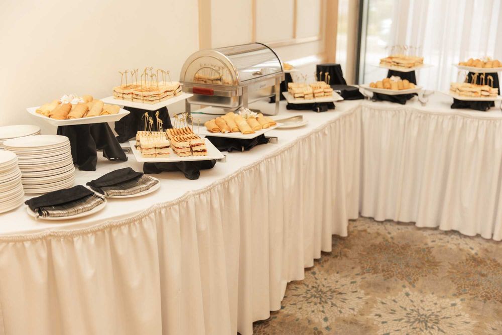 Кейтеринг, фуршеты, презентации, конференции  и многое другое