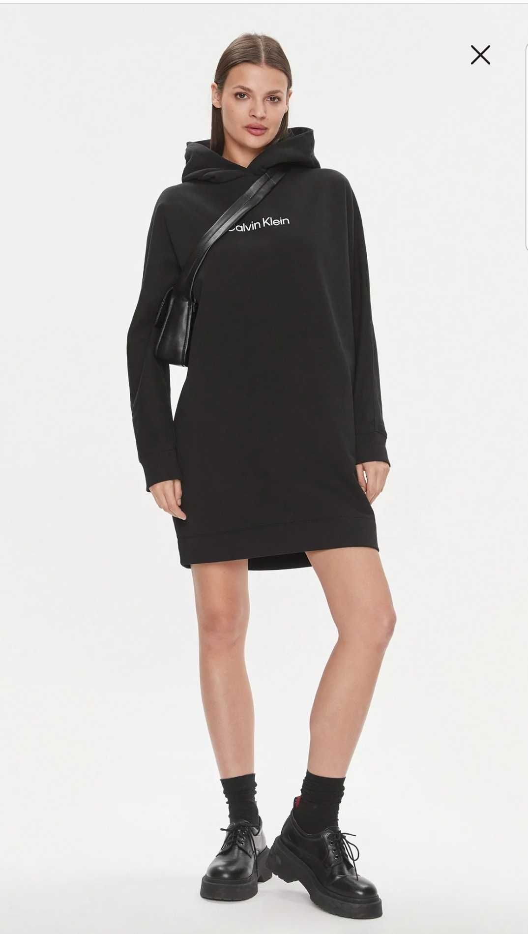 Детска рокля Calvin Klein 10-12 години