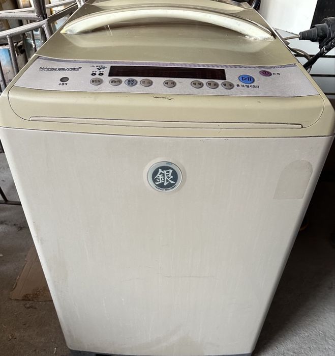 Продам стиральную машинку