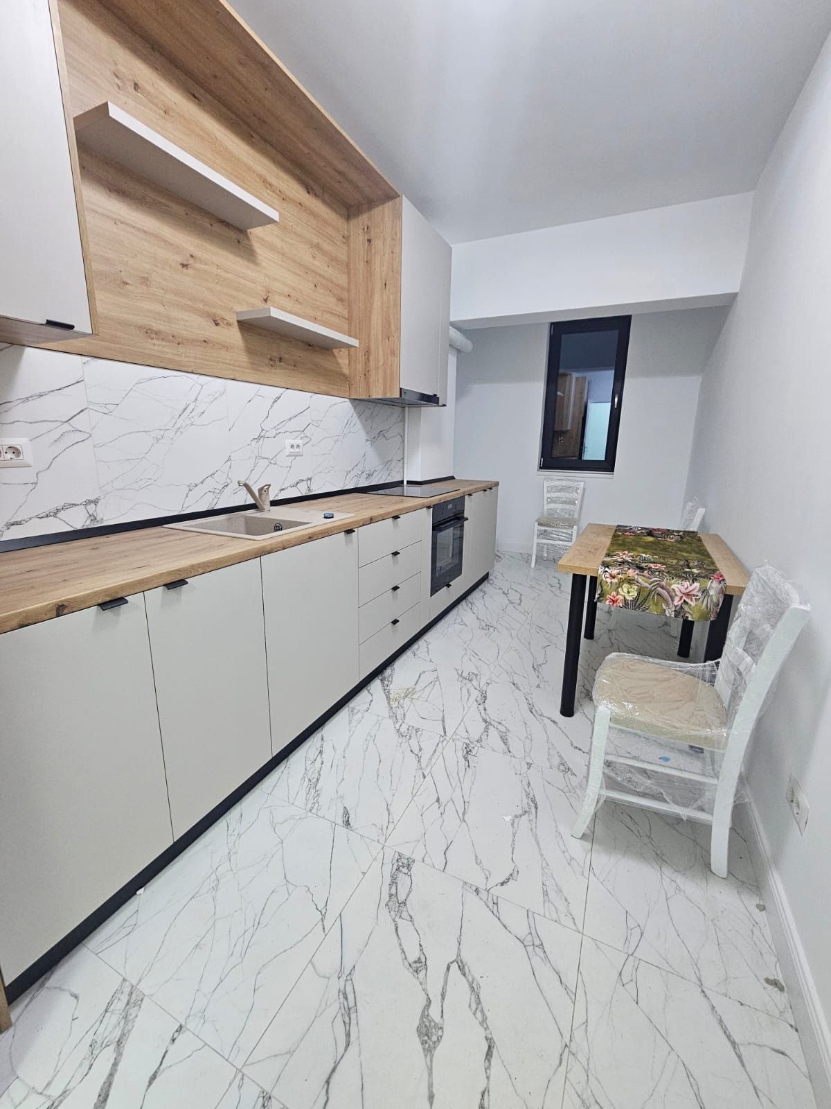 Ofer spre inchiriere apartament 1 camera complex Grand Beetle Tatarasi