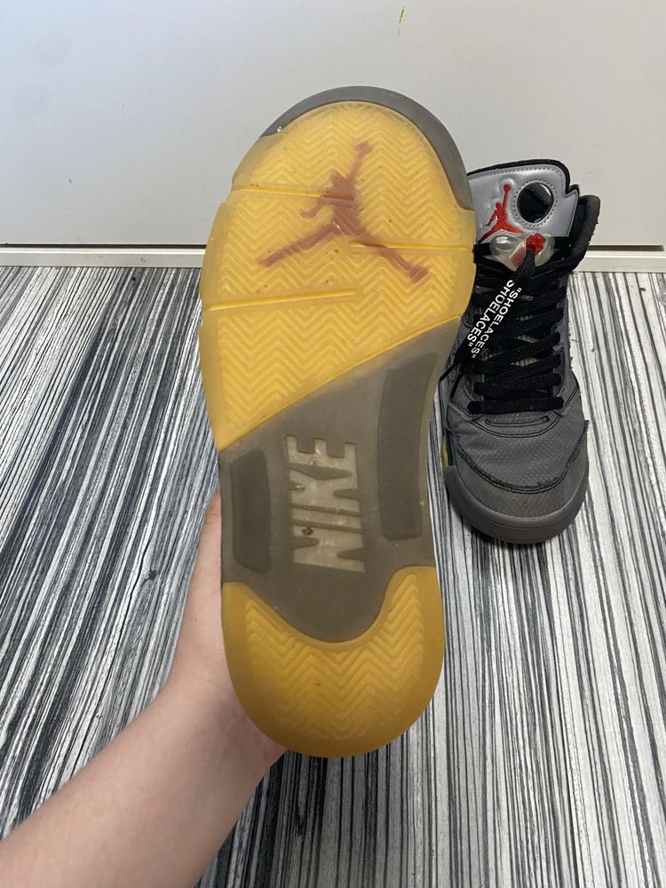 Jordan 5 Off White