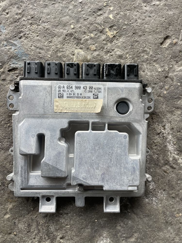 Компютър Мерцедес Е220 cdi w213 /двигател 654