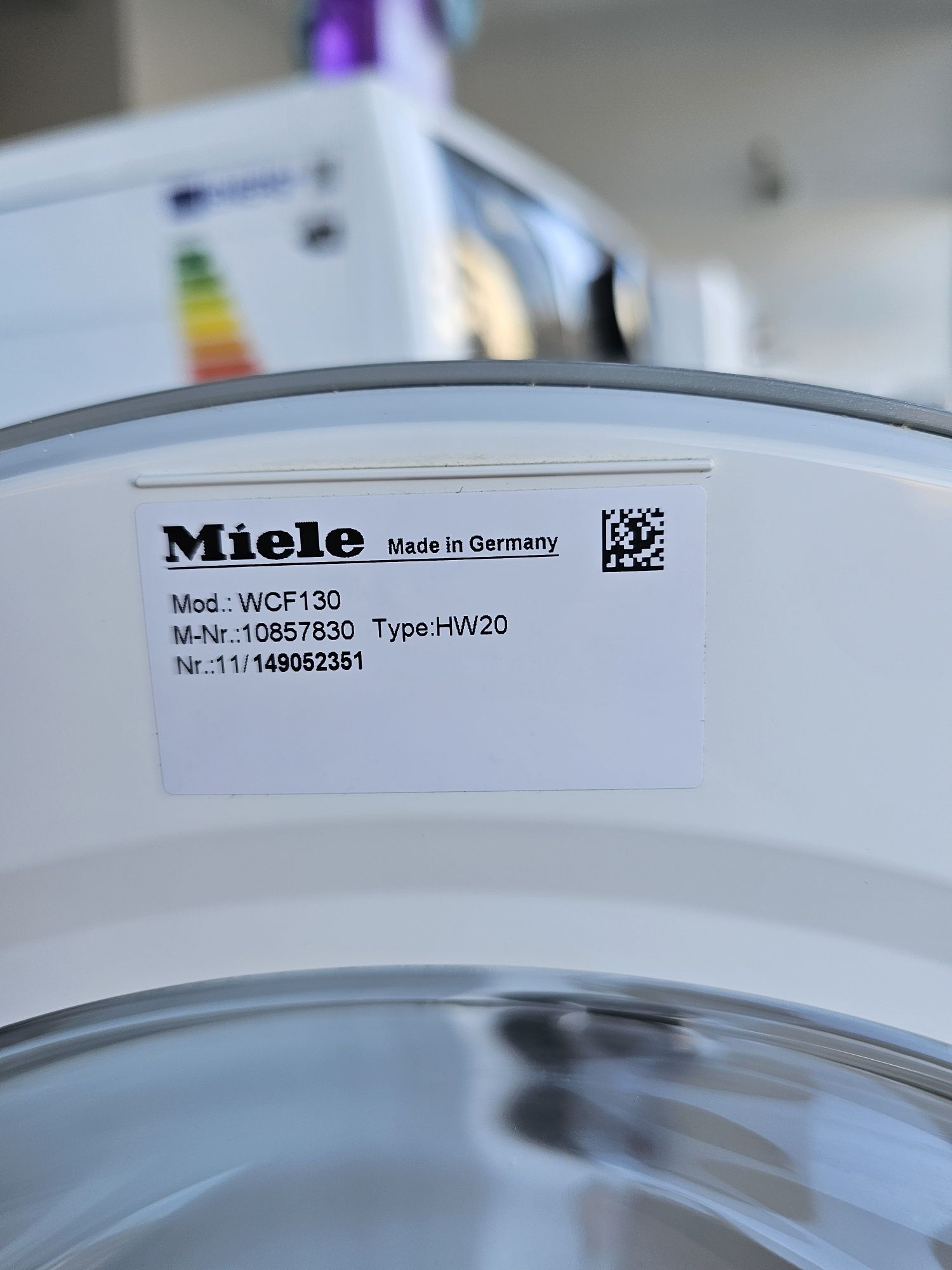 Пералня MIELE W1