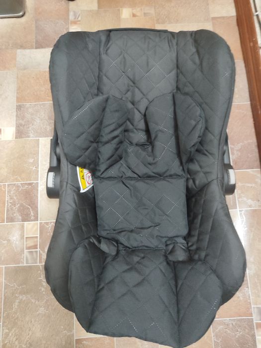 Автокресло новое фирма Tomix