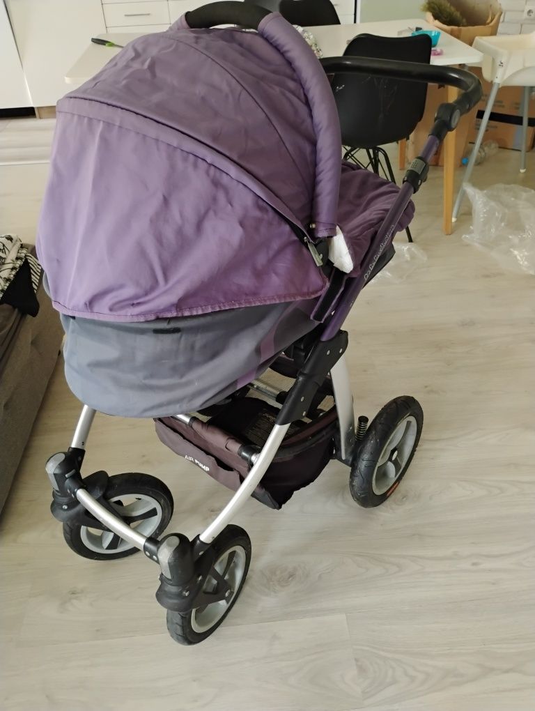 Продавам детска количка Baby Design 2 в 1