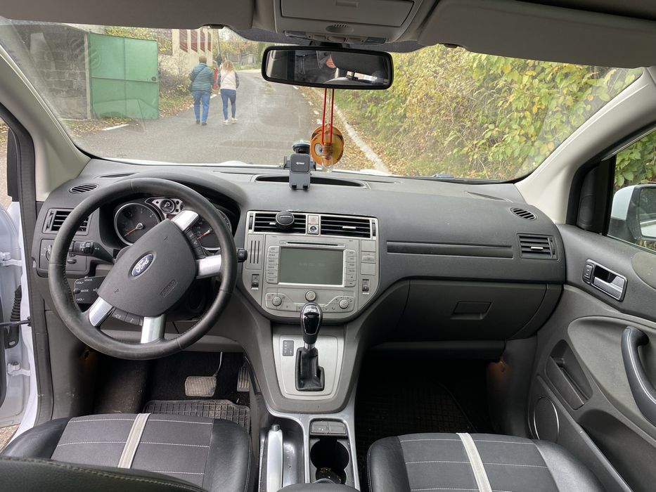 Vand  Ford  Kuga