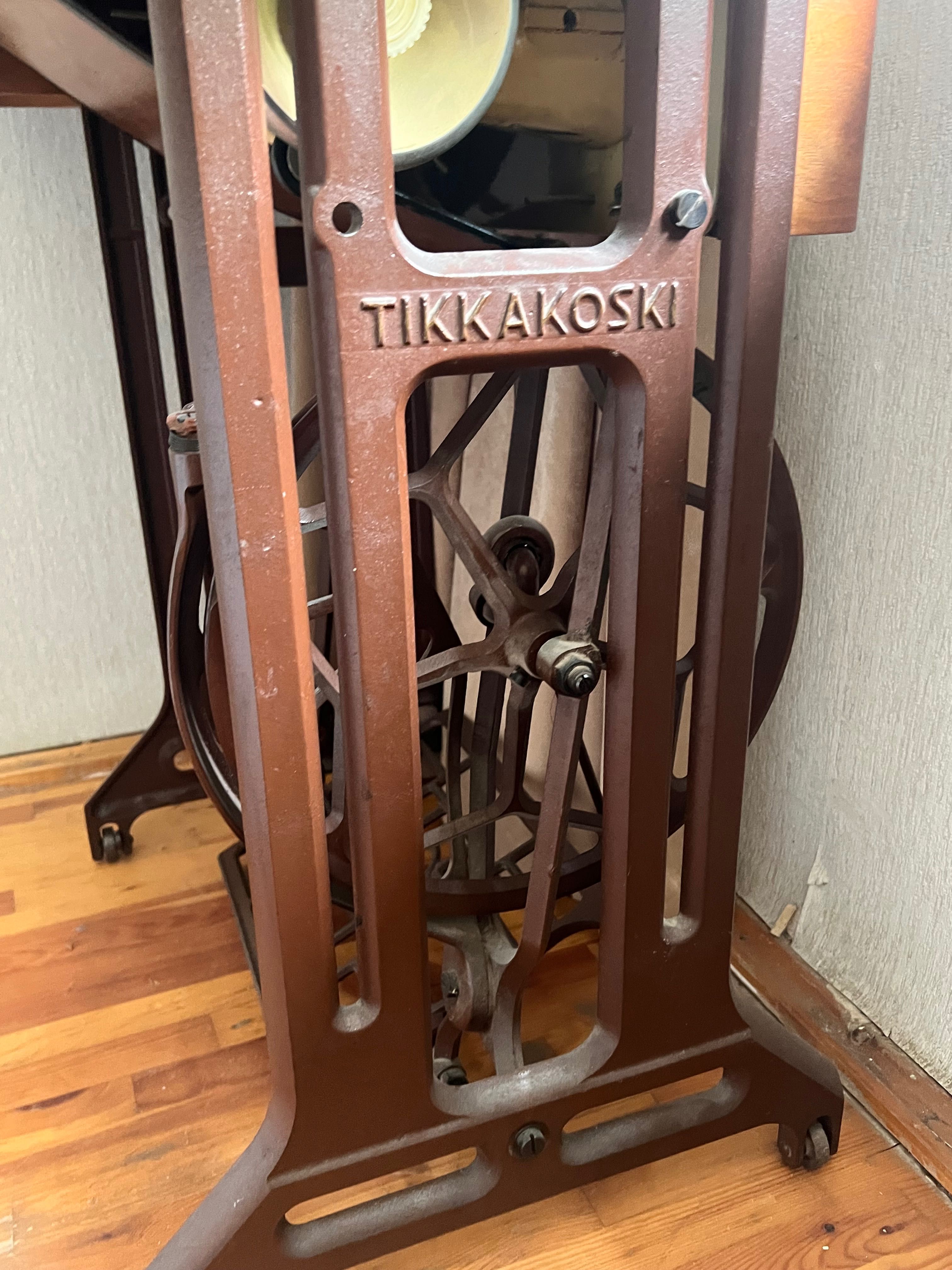 Швейная машинка Tikkakoski