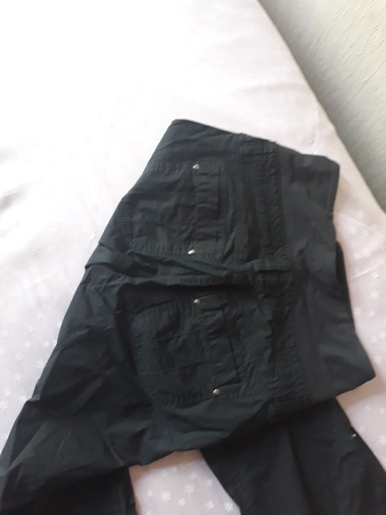 Черен панталон за бременни