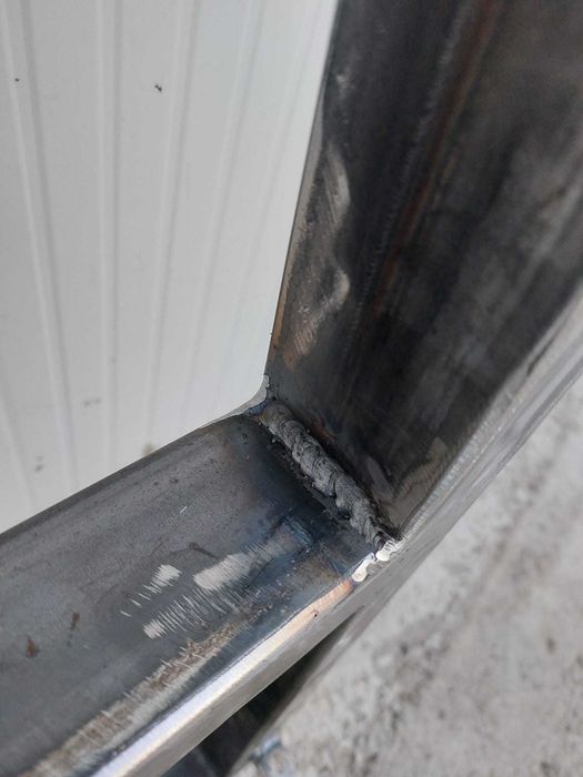 Confecții Metalice/Automatizări